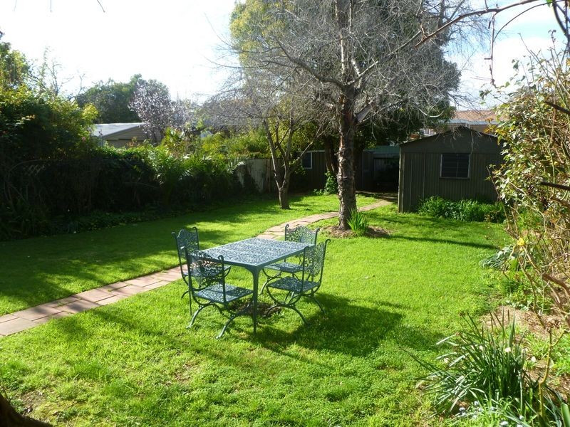 61 Eighth Avenue, St Peters SA 5069