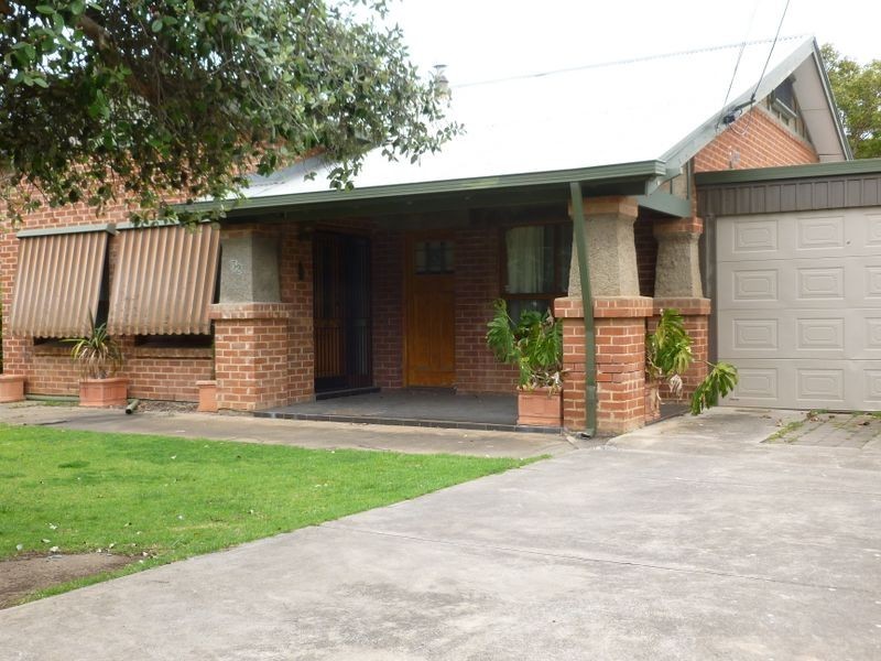 32 Grassmere Road, Prospect SA 5082
