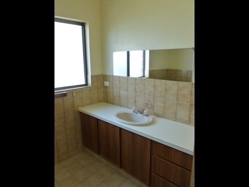 10 Young Street, Newton SA 5074