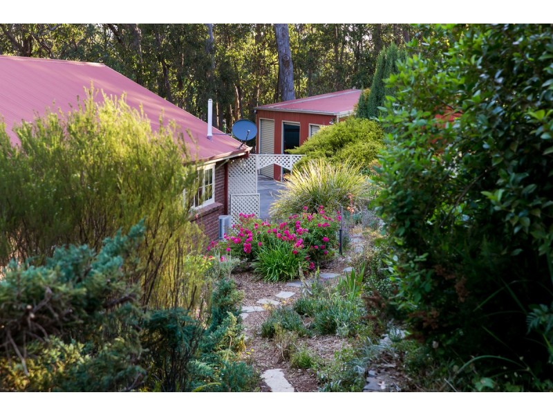 9 Yatina Road, Aldgate SA 5154