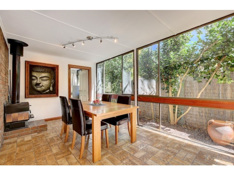 8 Cox Creek Road, Crafers SA 5152