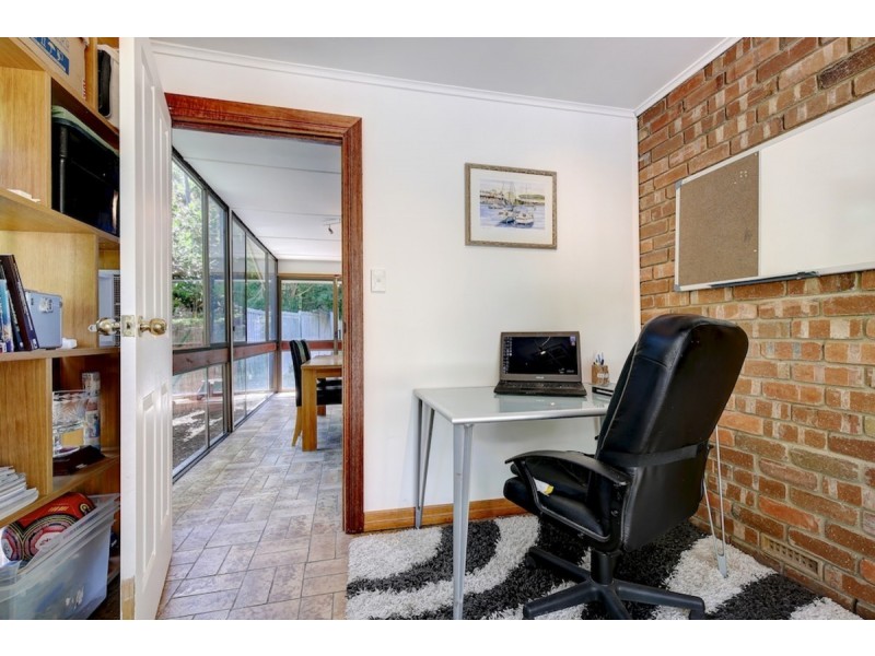 8 Cox Creek Road, Crafers SA 5152