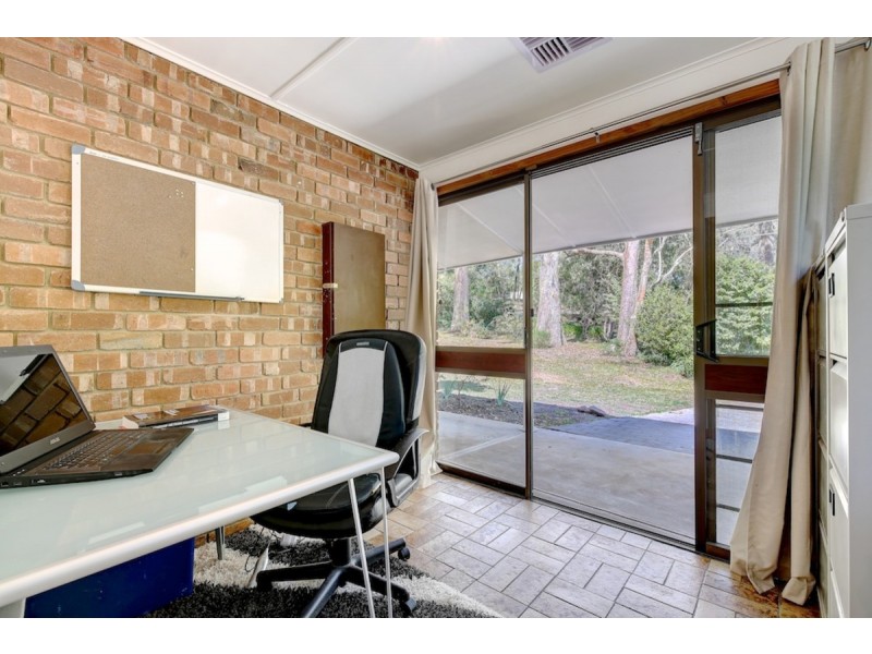 8 Cox Creek Road, Crafers SA 5152