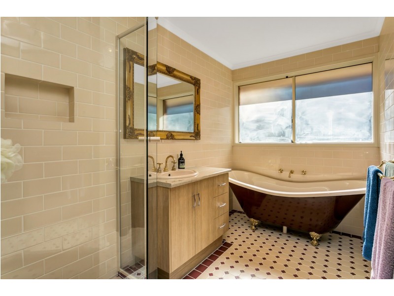 4 Eliza Court, Hahndorf SA 5245