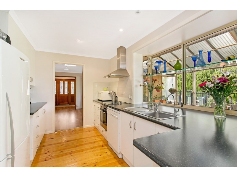 16 Penola Road, Aldgate SA 5154