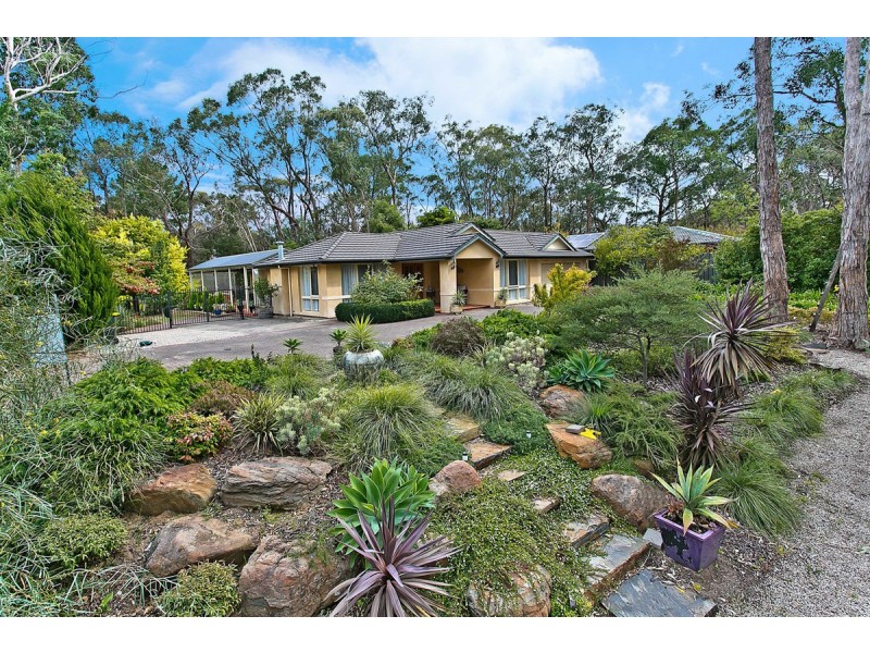 16 Penola Road, Aldgate SA 5154