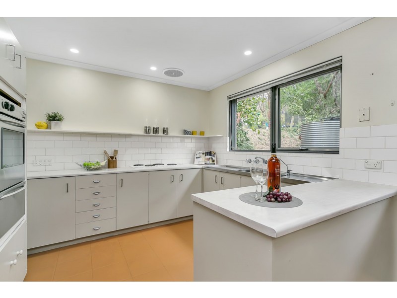 34 Cave Avenue, Bridgewater SA 5155