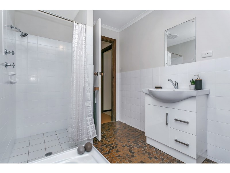 34 Cave Avenue, Bridgewater SA 5155