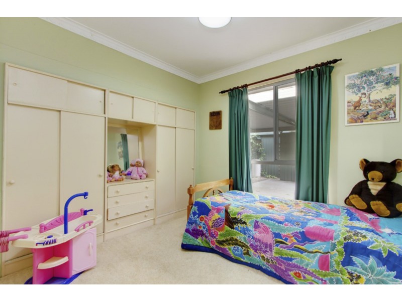 213 Nicholls Road, Bradbury SA 5153