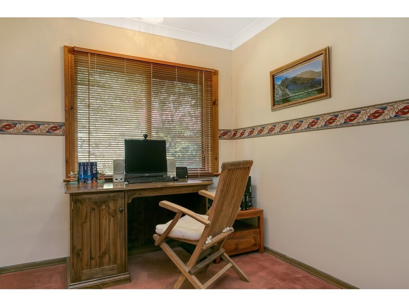 18 Mountford Avenue, Bridgewater SA 5155