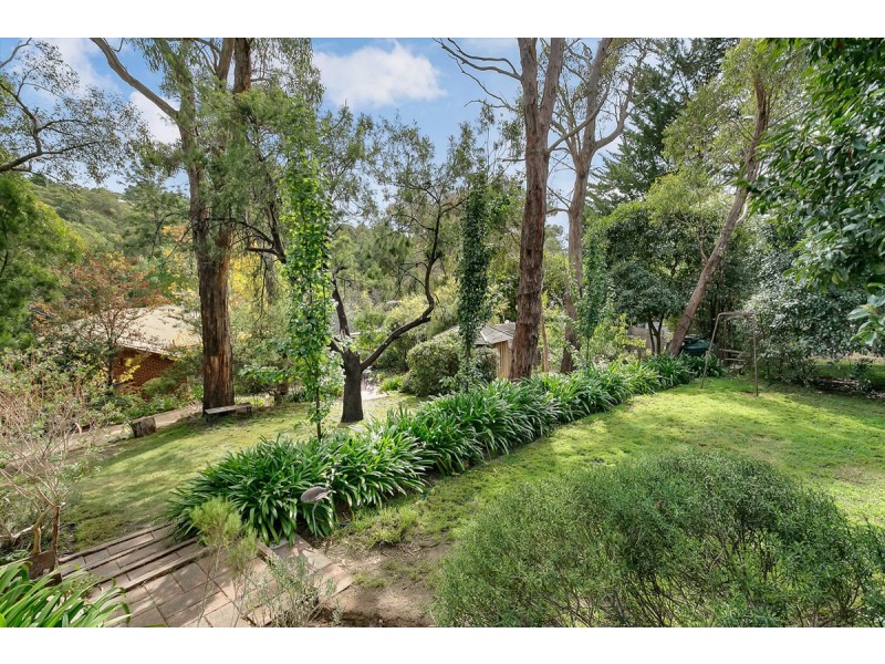 18 Mountford Avenue, Bridgewater SA 5155