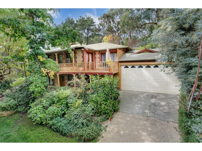 18 Mountford Avenue, Bridgewater SA 5155