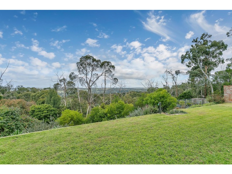 14 Third Avenue, Bridgewater SA 5155