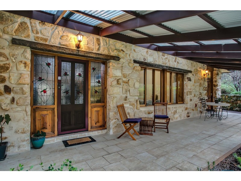 10 Somerset Road, Coromandel Valley SA 5051