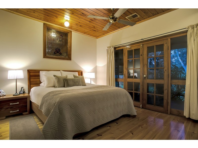 10 Somerset Road, Coromandel Valley SA 5051