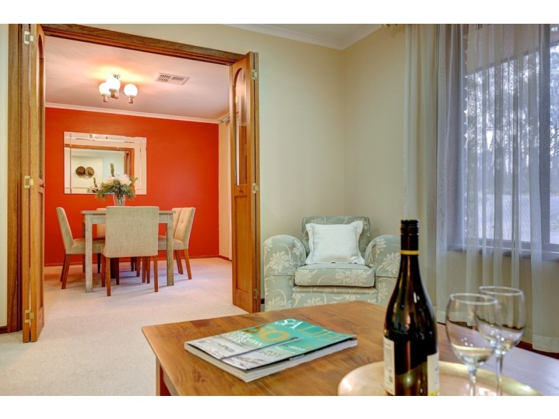 68 Emmett Road, Crafers West SA 5152