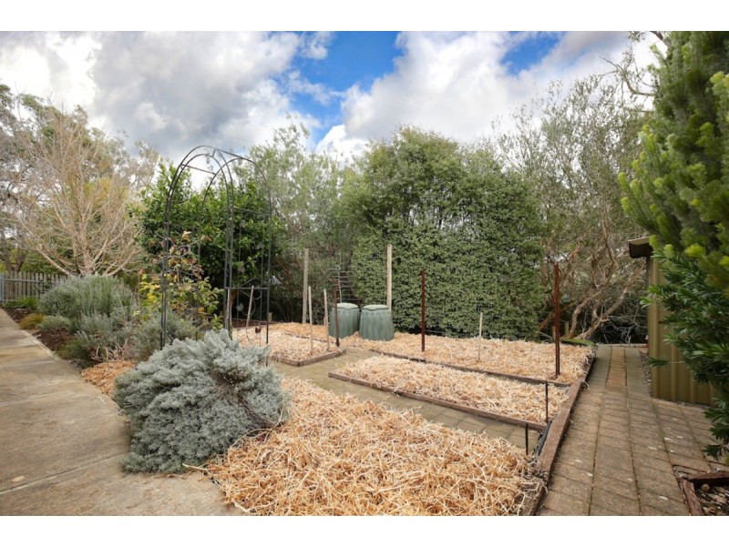 68 Emmett Road, Crafers West SA 5152