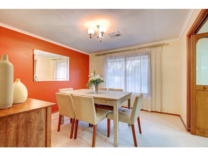 68 Emmett Road, Crafers West SA 5152