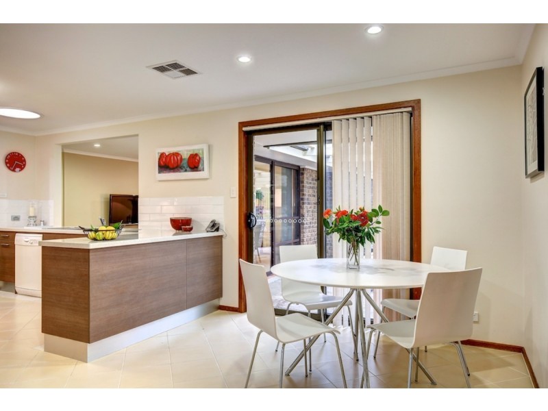 68 Emmett Road, Crafers West SA 5152