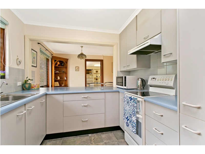10 Sandpiper Crescent, Aberfoyle Park SA 5159