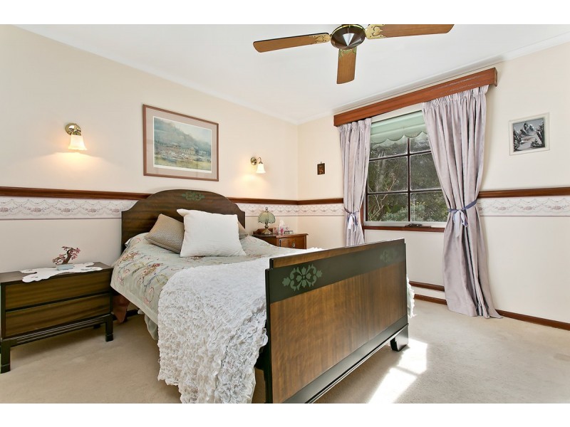 10 Sandpiper Crescent, Aberfoyle Park SA 5159