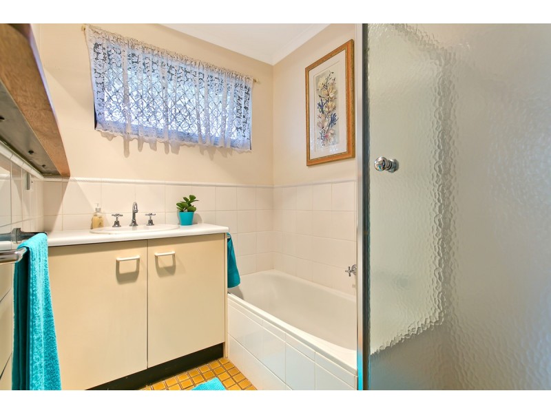 10 Sandpiper Crescent, Aberfoyle Park SA 5159