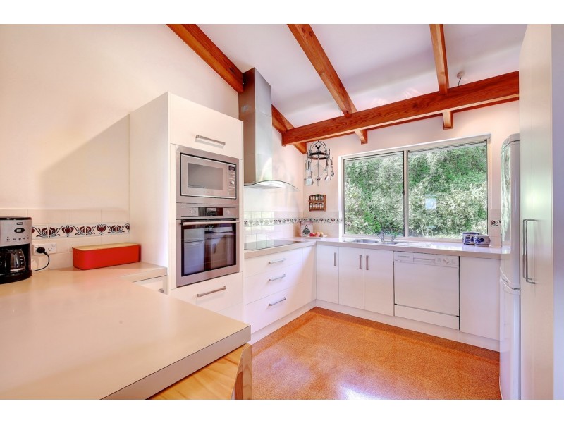 62 Emmett Road, Crafers West SA 5152