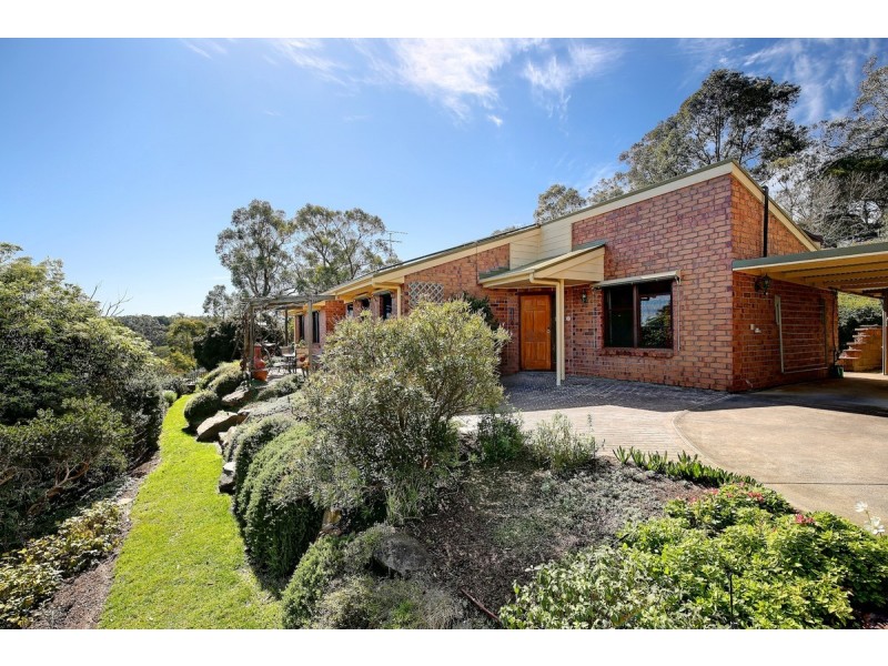 62 Emmett Road, Crafers West SA 5152
