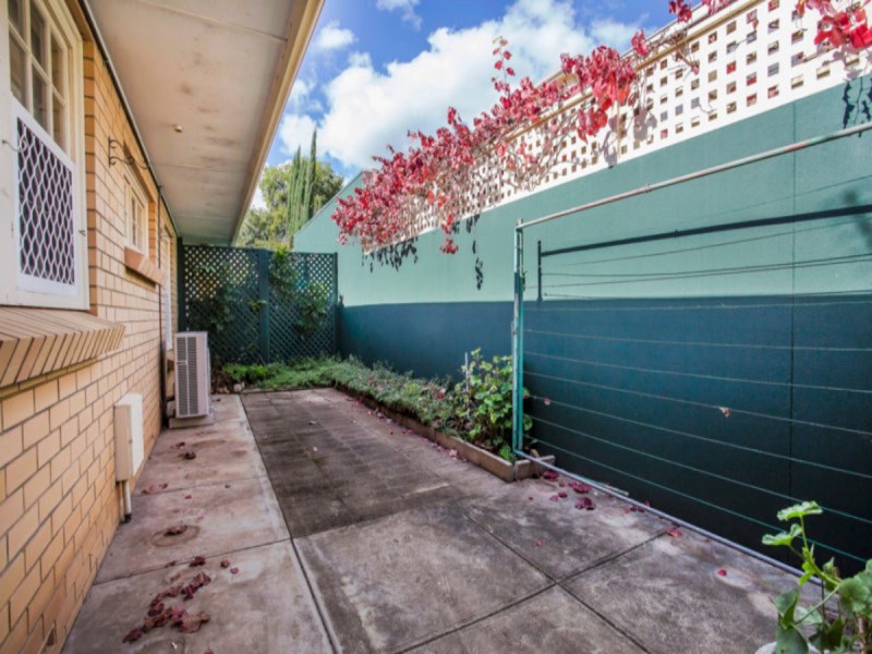 2/2A Kadonga Avenue, Kensington Gardens SA 5068
