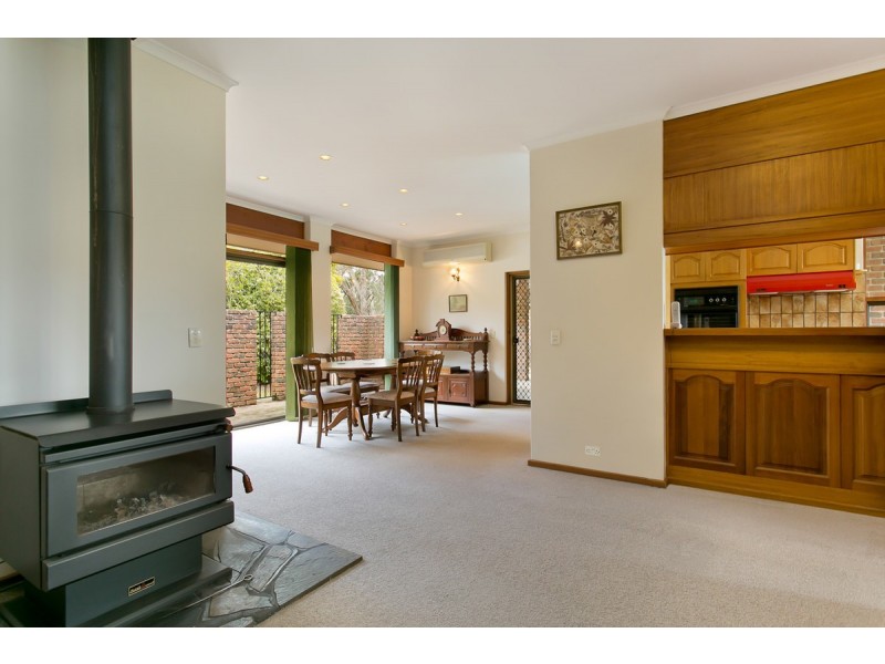 10 Allumba Drive, Ironbank SA 5153