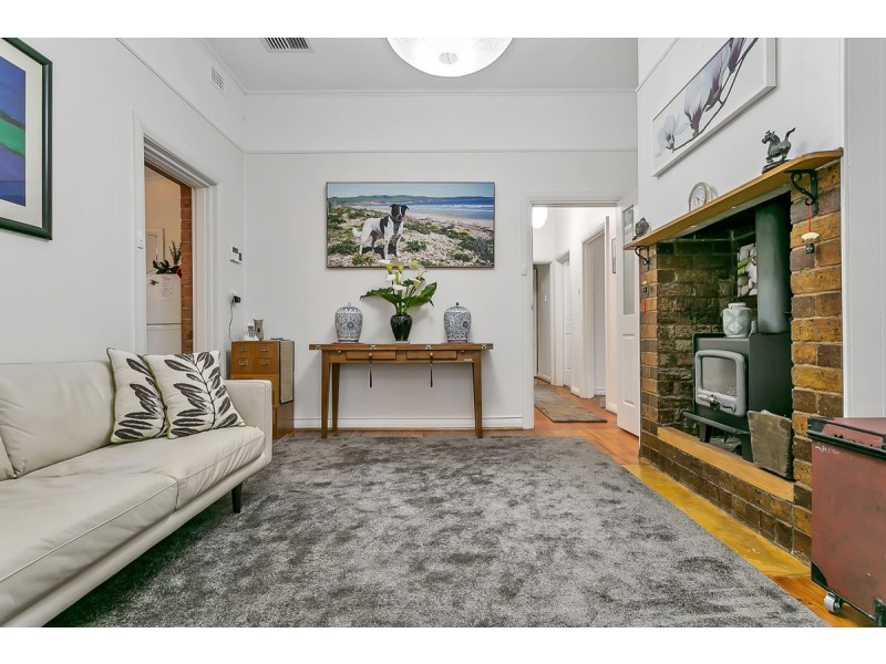 36 Avenue Road, Stirling SA 5152