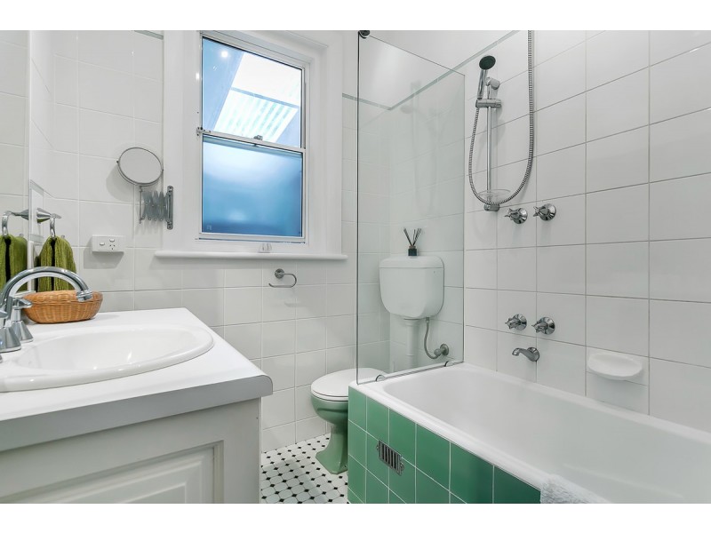 36 Avenue Road, Stirling SA 5152