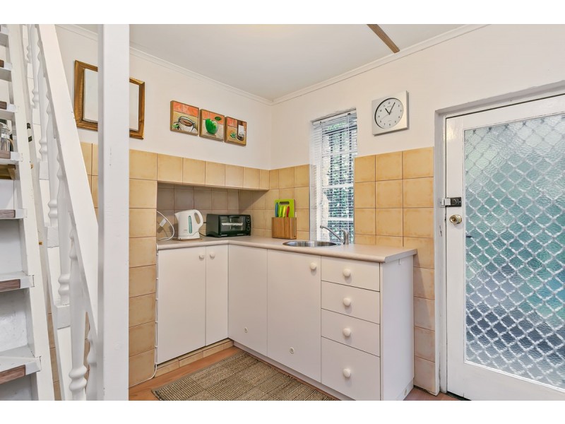 36 Avenue Road, Stirling SA 5152