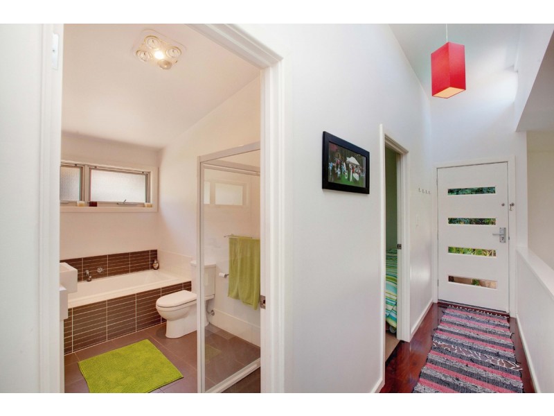 15 Renown Avenue, Crafers West SA 5152