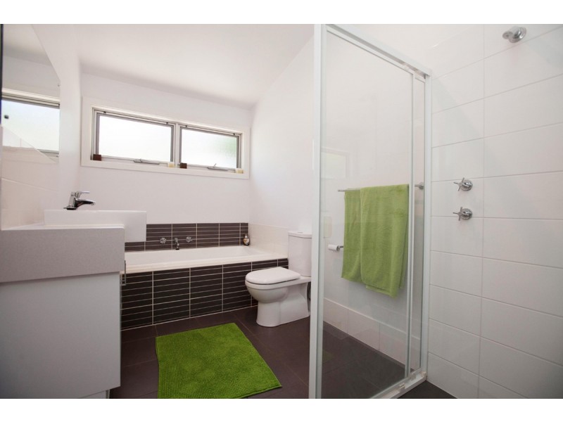 15 Renown Avenue, Crafers West SA 5152