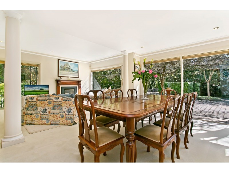 8 Hawthorn Road, Stirling SA 5152