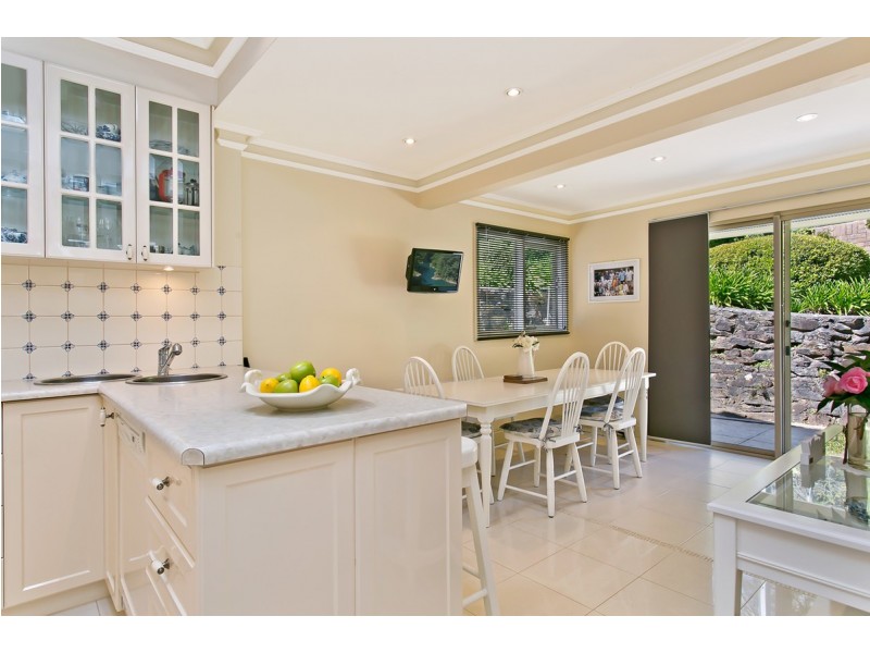 8 Hawthorn Road, Stirling SA 5152