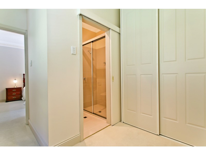 8 Hawthorn Road, Stirling SA 5152