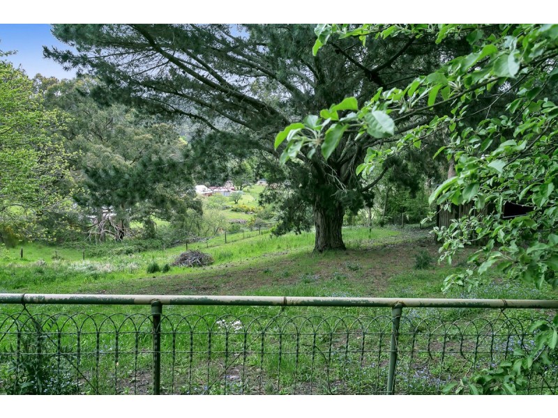 5 Curtis Close, Piccadilly SA 5151