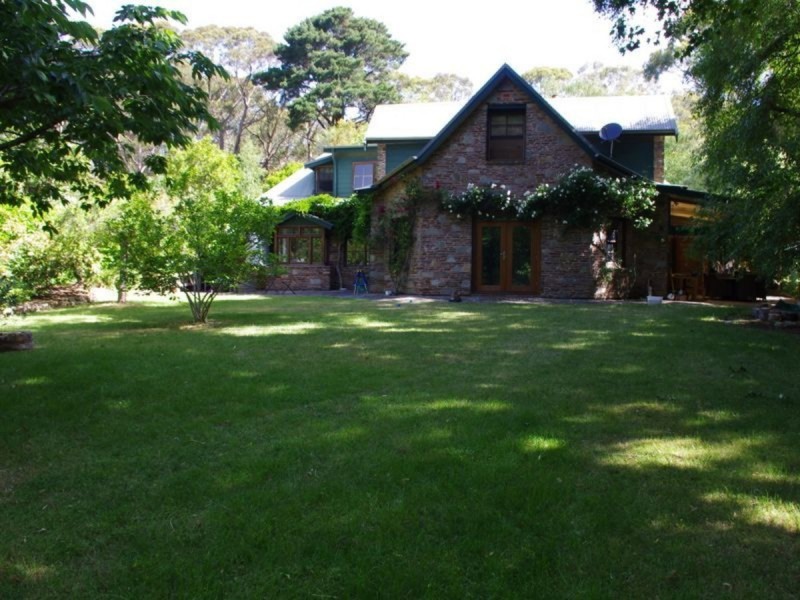 25 Kanyaka Road, Aldgate SA 5154