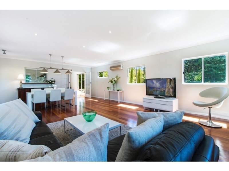 18 Lesley Crescent, Crafers SA 5152