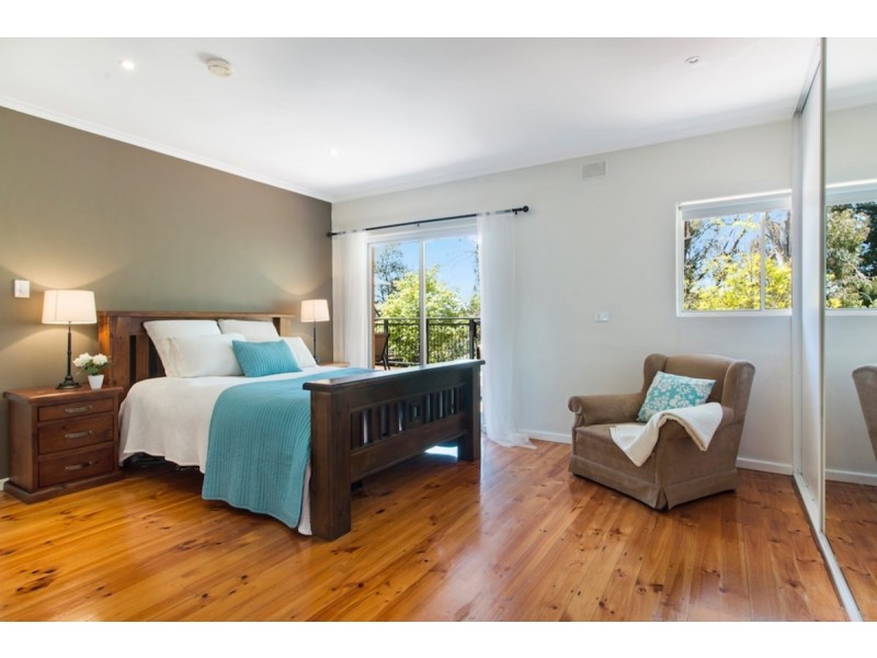 18 Lesley Crescent, Crafers SA 5152