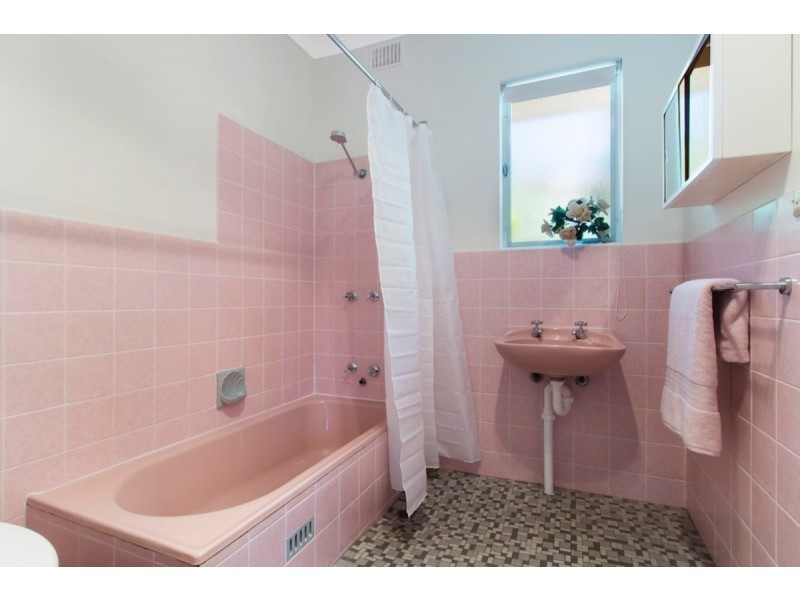 18 Lesley Crescent, Crafers SA 5152