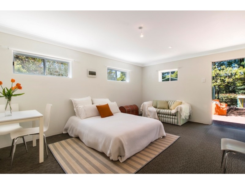 18 Lesley Crescent, Crafers SA 5152