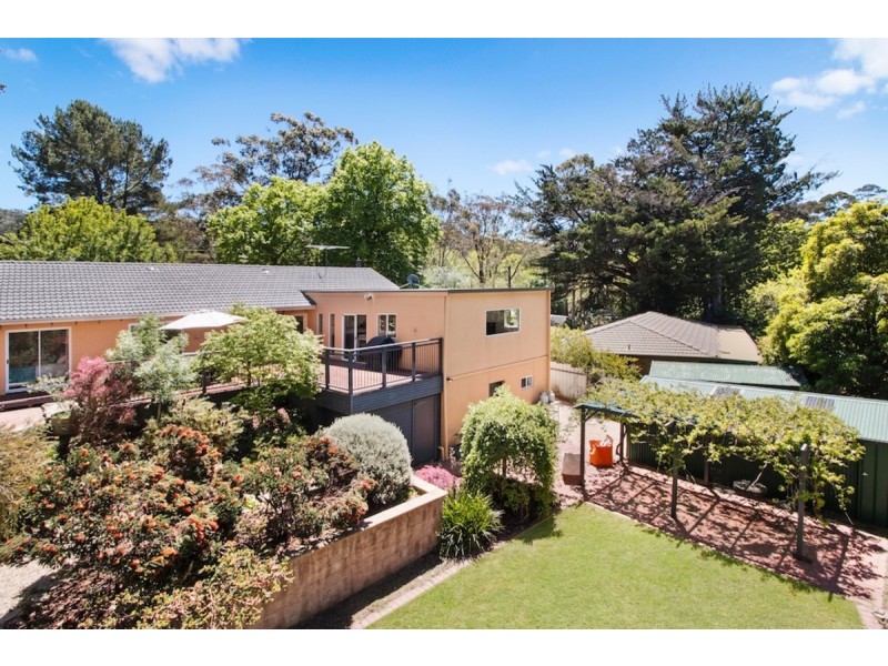 18 Lesley Crescent, Crafers SA 5152