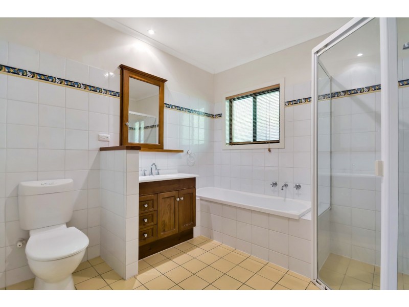 33 Wembley Avenue, Bridgewater SA 5155