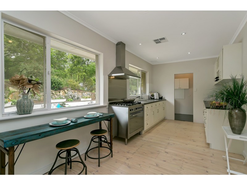 9 Fullgrabe Drive, Crafers SA 5152