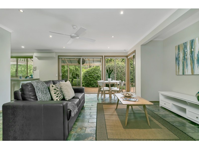 11 Cummins Drive, Summertown SA 5141