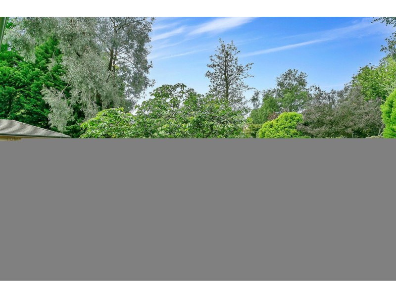 11 Cummins Drive, Summertown SA 5141