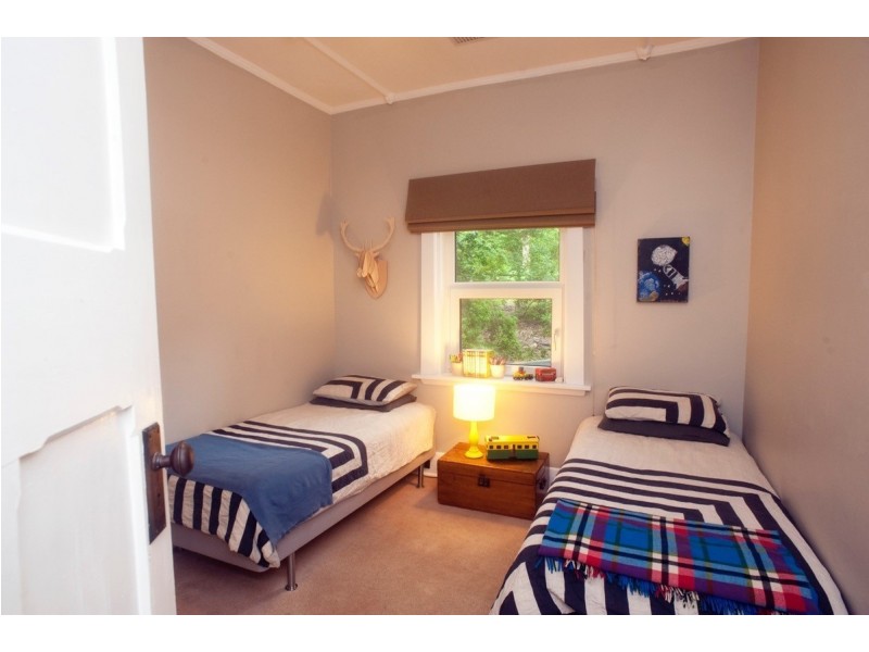 42 Pomona Road, Stirling SA 5152